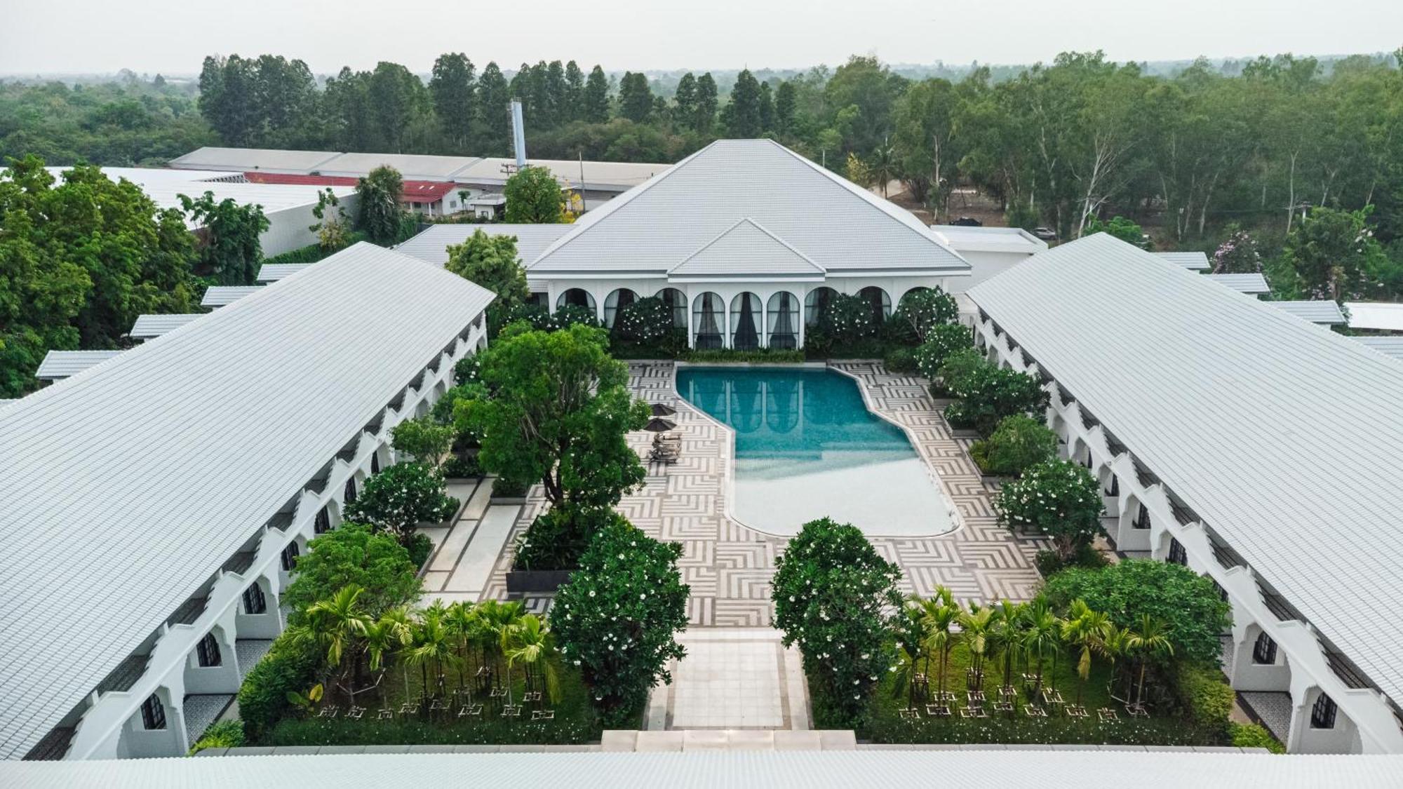 Indochina Hotel Sa Kaeo Exterior photo